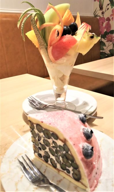 立川【電車好きにもおすすめ！果実園リーベル エキュート 立川店】東京ひとりおしゃれカフェ巡り散歩