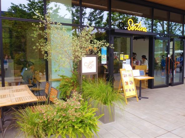 立川【恐竜も来店！？sestina(セスティーナ) <GREEN SPRINGS ( グリーンスプリングス ) >】東京オシャレカフェ巡り散歩