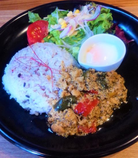 東京：昭島【ハーベステラス昭島アウトドアヴィレッジ店（harvestterrace）＜モンベルカフェ(mont-bell)＞】おしゃれカフェ巡り散歩