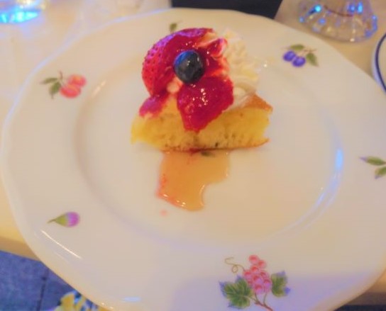 東京：新宿【パンケーキいっぱい！カフェ・ナチュレ　（ cafe nature ）<小田急百貨店>】おしゃれカフェ巡り散歩