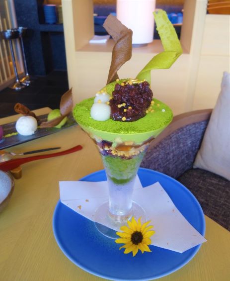 東京：立川【素敵すぎるデザインパフェ！DAICHINO RESTAURANT （ダイチノ レストラン） ＜グリーンスプリングス＞】おしゃれカフェ巡り散歩