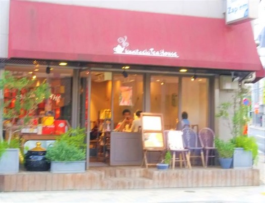 東京：国立【紅茶専門店！国立ティーハウス（KunitachiTeaHouse）】ひとりおしゃれカフェ巡り散歩