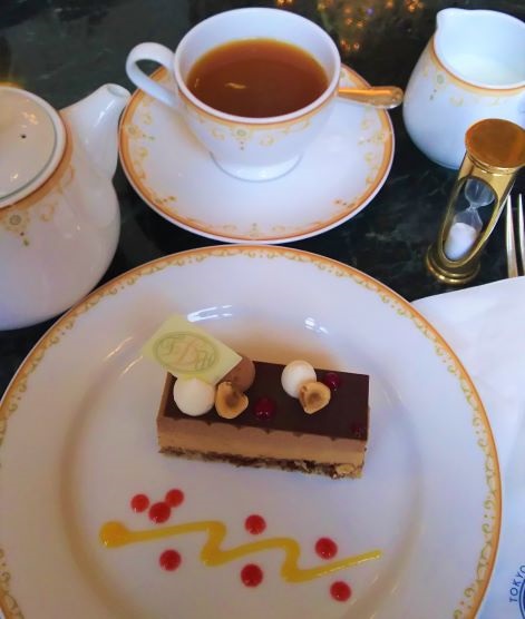 【攻略！パークに入らなくても楽しむ方法！】ディズニーランドホテル(DISNEY LAND HOTEL)