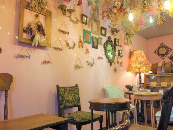 【カラダに良くて、絶対かわいい！お花の焼きドーナツ】gmgm（グムグム）：東京ひとりおしゃれカフェ巡り散歩