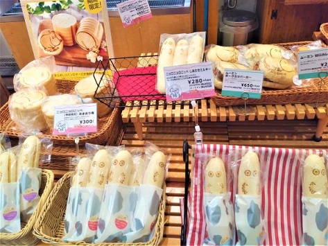 【ムーミン一家とフィンランドの世界観へ！】ムーミン ベーカリー＆カフェ 東京ドームシティ ラクーア店：東京おしゃれカフェ巡り散歩