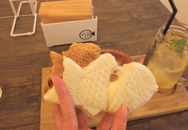 【珍しい！】たい焼きcafe Omochi（おもちどっと）：東京ひとりおしゃれカフェ巡り散歩