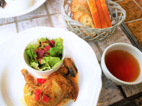 【CafeYoga体験記】カフェとヨガの融合レッスンに参加（吉祥寺、国分寺、立川）