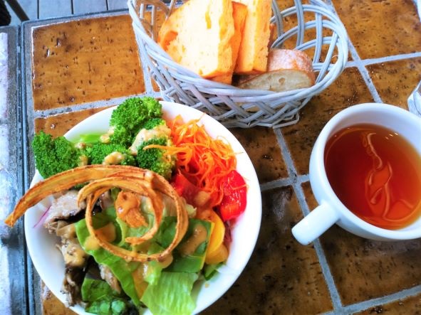 【CafeYoga体験記】カフェとヨガの融合レッスンに参加（吉祥寺、国分寺、立川）