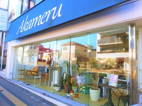 【東京京王八王子】素敵なデザインのイチゴパフェ！akameru（アカメル）