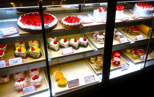 【東京立川】自社農園産苺『紅ほっぺ』コスパ最強カフェ！いちご一会（いちえ）