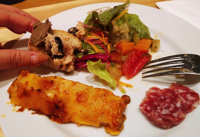 【スタバ】スターバックス食べ放題って？お得？驚きの時間制限なし:リザーブストア銀座マロニエ通り