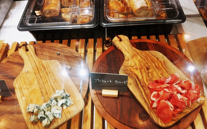 【スタバ】スターバックス食べ放題って？お得？驚きの時間制限なし:リザーブストア銀座マロニエ通り