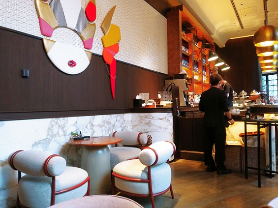 【東京新宿】ペットの同伴が可！海外みたいなカフェ：TheJonesCafeBar（ザ ジョーンズ カフェ バー）