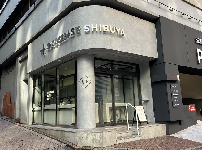 【東京渋谷】モノトーンカラーのキャッシュレスカフェ！KITASANDO COFFEE Lab.(キタサンドウ コーヒー ラボ)