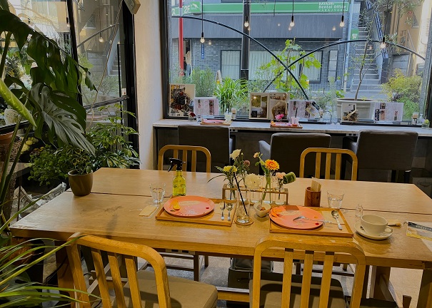 【東京渋谷表参道】お花屋さんカフェ！ローランズ 原宿 Lorans Harajuku
