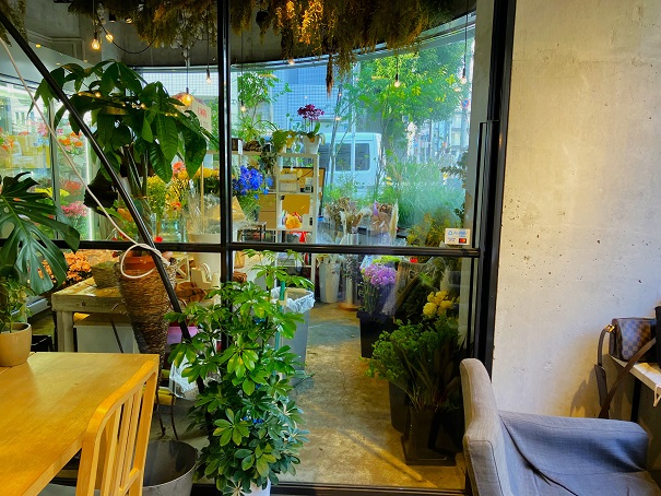 【東京渋谷表参道】お花屋さんカフェ！ローランズ 原宿 Lorans Harajuku