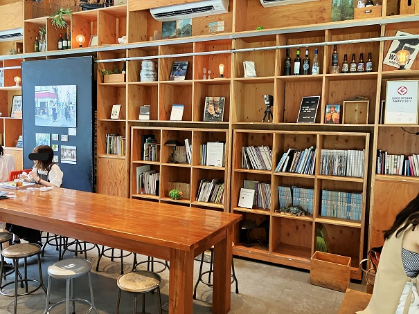 【東京池袋】芝生がキレイ南池袋公園カフェ！Racines FARM to PARK（ラシーヌ ファーム トゥー パーク）