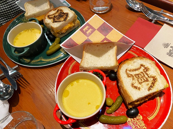 【ハリポタ】10枚の写真で紹介！まるで物語の中に入った様！ハリー・ポッターカフェ（HarryPotterCafe）