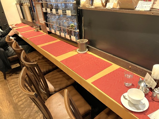 【東京立川/多摩】食べログ百名店にも選ばれる老舗喫茶！コーヒーの種類がすごい一六珈琲店