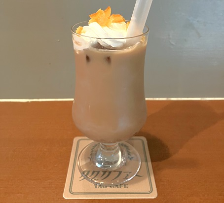 【東京世田谷/下北沢】駅近、虹色クリームソーダが可愛い老舗の喫茶店！tag cafe(タグカフェ）