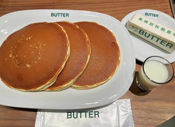 【東京丸の内】フレッシュなバターがまるまる1本！BUTTER美瑛放牧酪農場