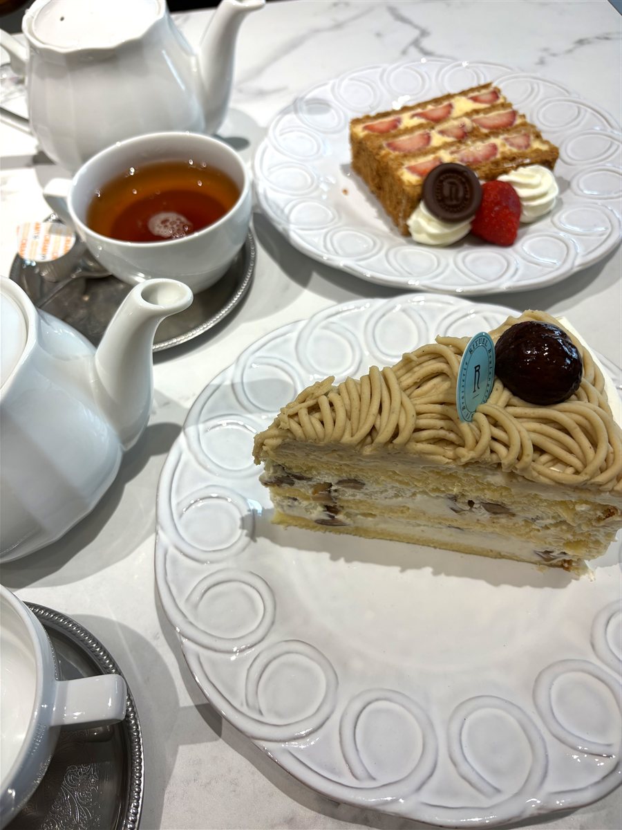 RITUEL CAFÉのケーキと紅茶
